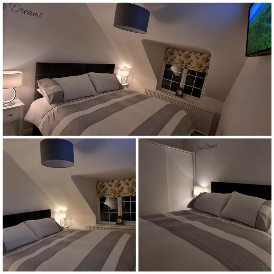 Modern And Spacious 2 Bedroom Apartment With Free Parking Llansantffraid Llansantffraid Glyn Ceiriog 외부 사진